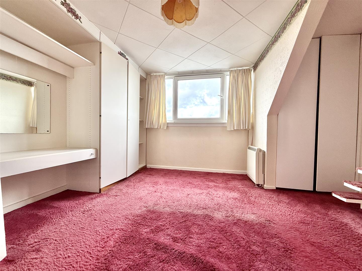 Pen Y Fro, Dunvant, Swansea, SA2 7TR